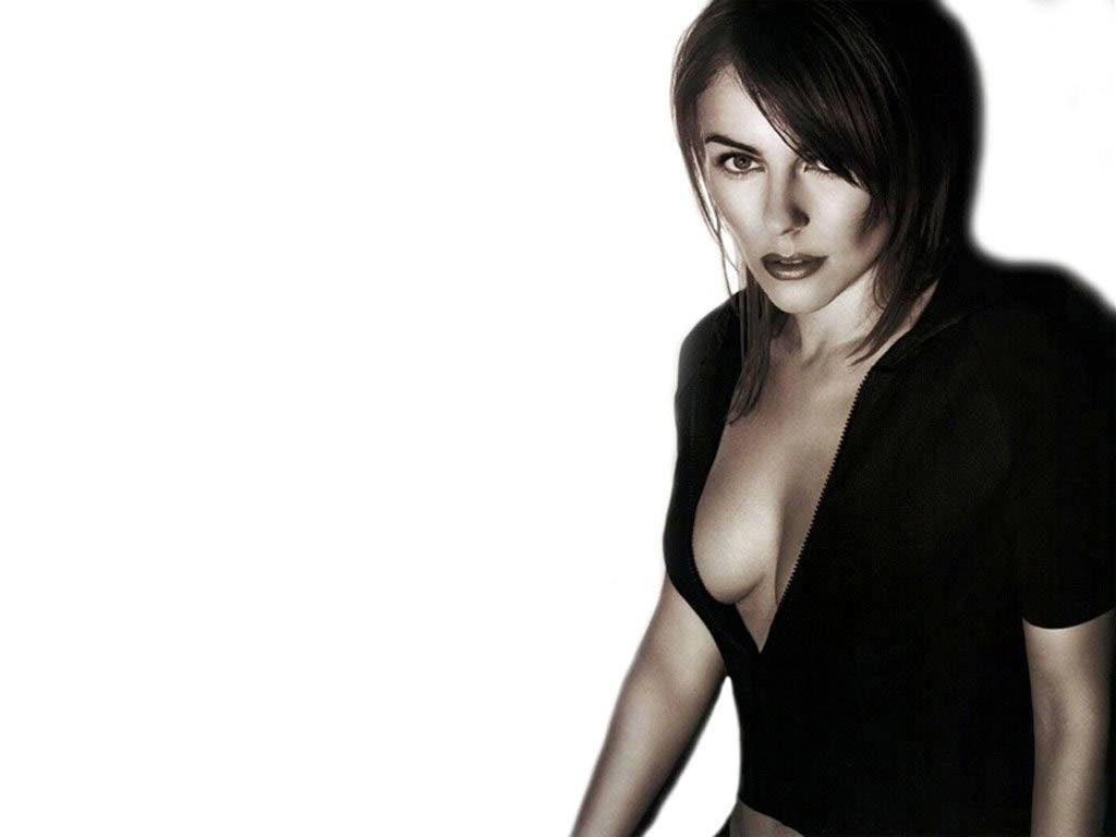 Elizabeth Hurley leaked wallpapers