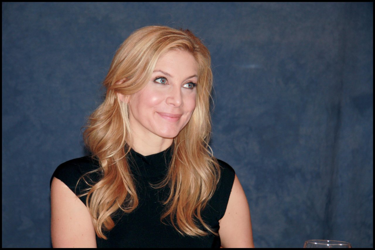 Elizabeth Mitchell leaked wallpapers