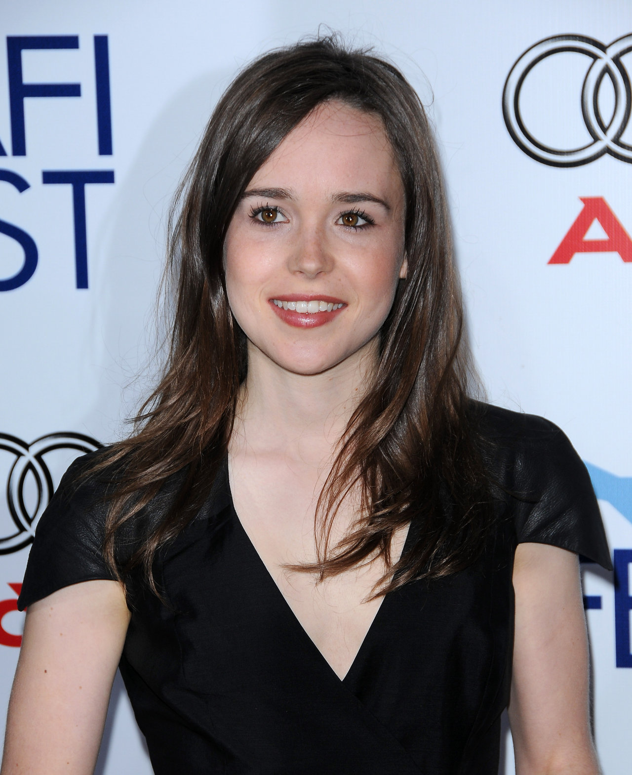 Ellen Page leaked photos. 