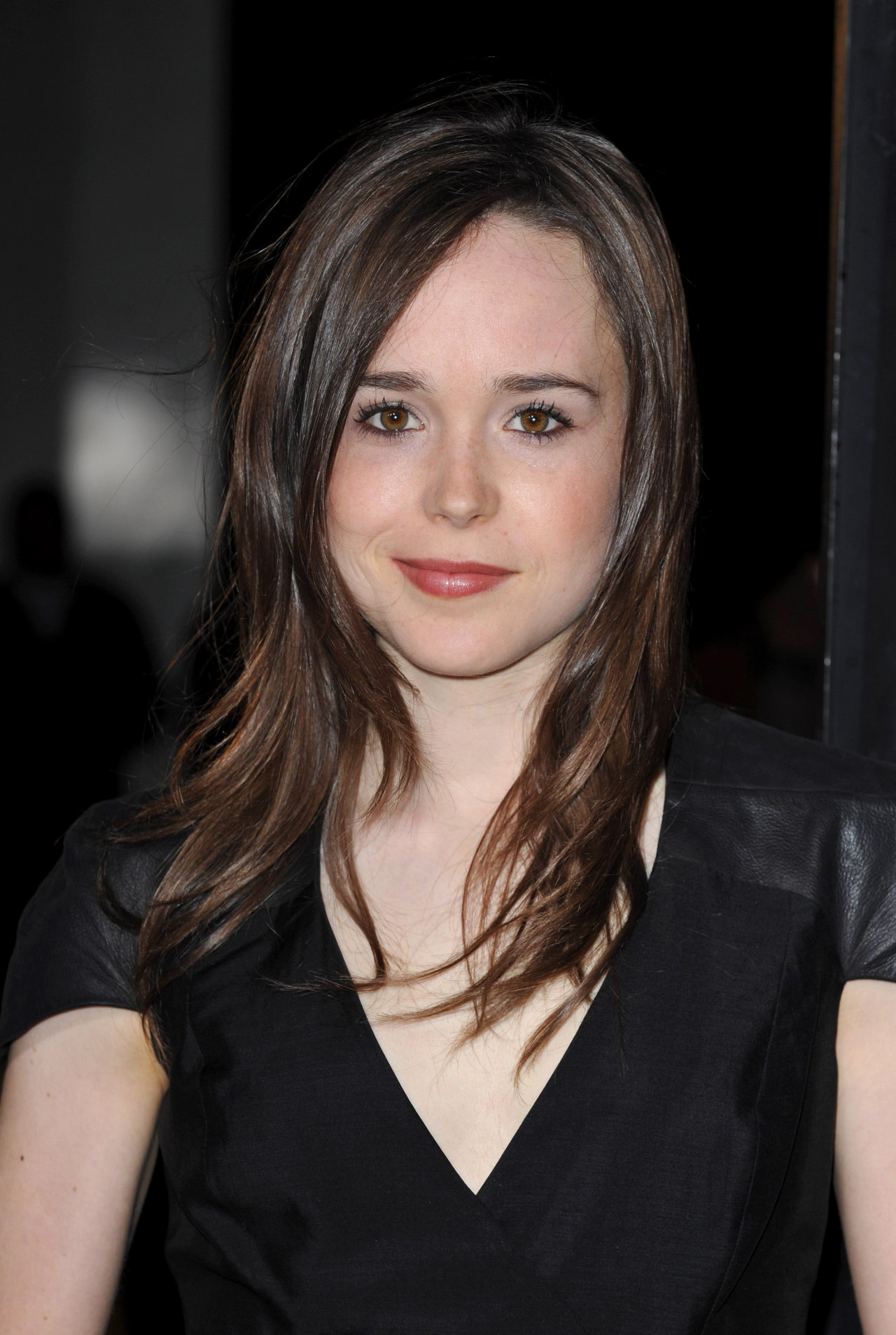 Ellen Page leaked wallpapers