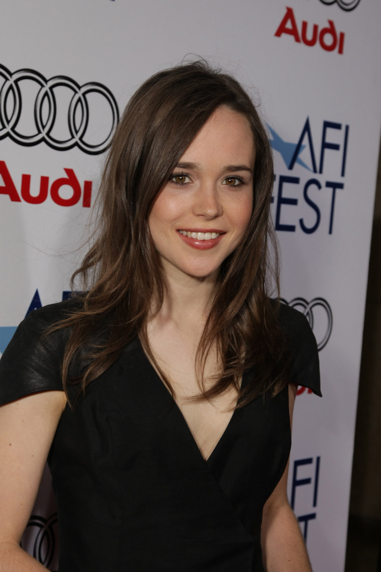 Ellen Page leaked wallpapers