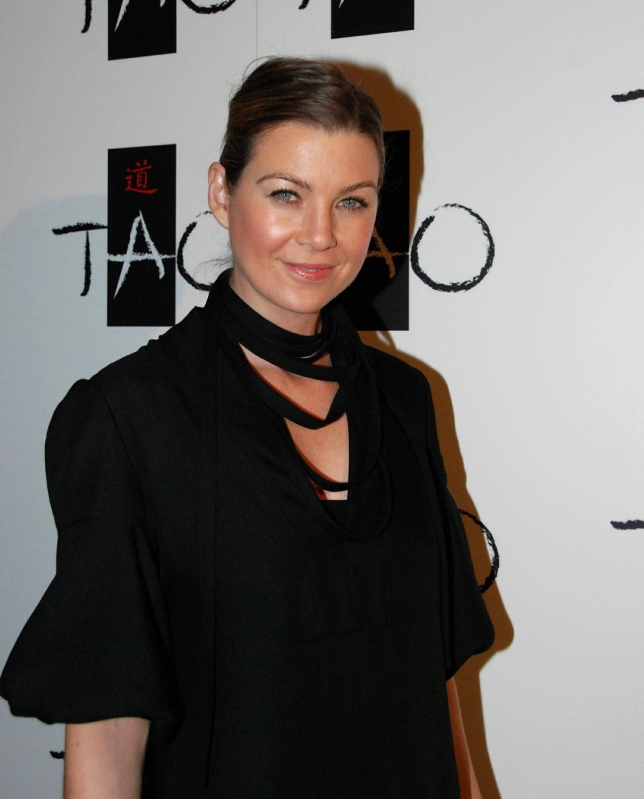 Ellen Pompeo leaked wallpapers