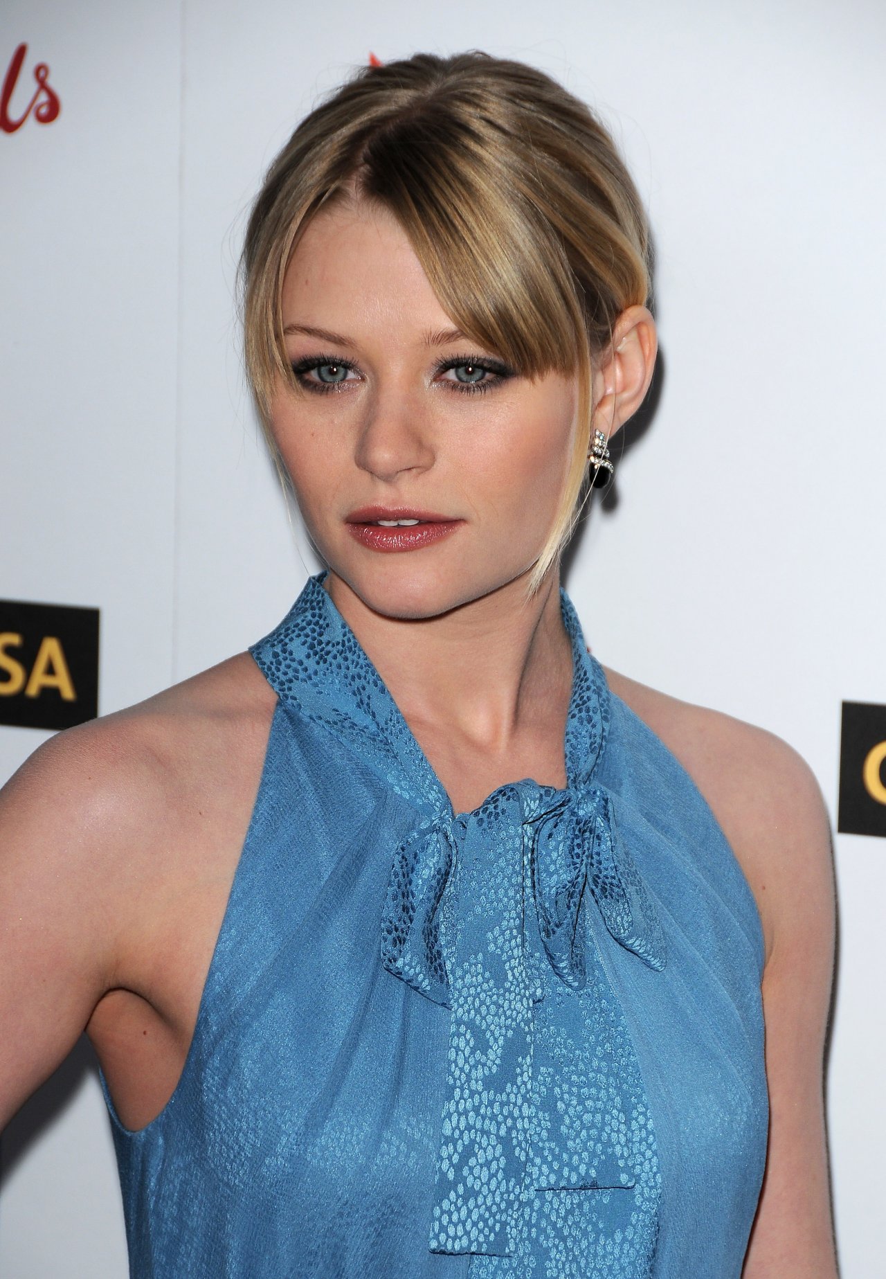 Emilie de Ravin leaked wallpapers