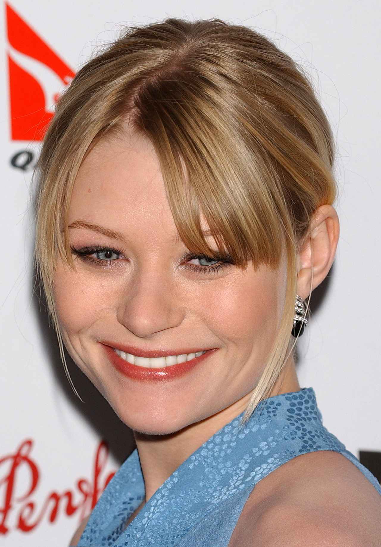 Emilie de Ravin leaked wallpapers