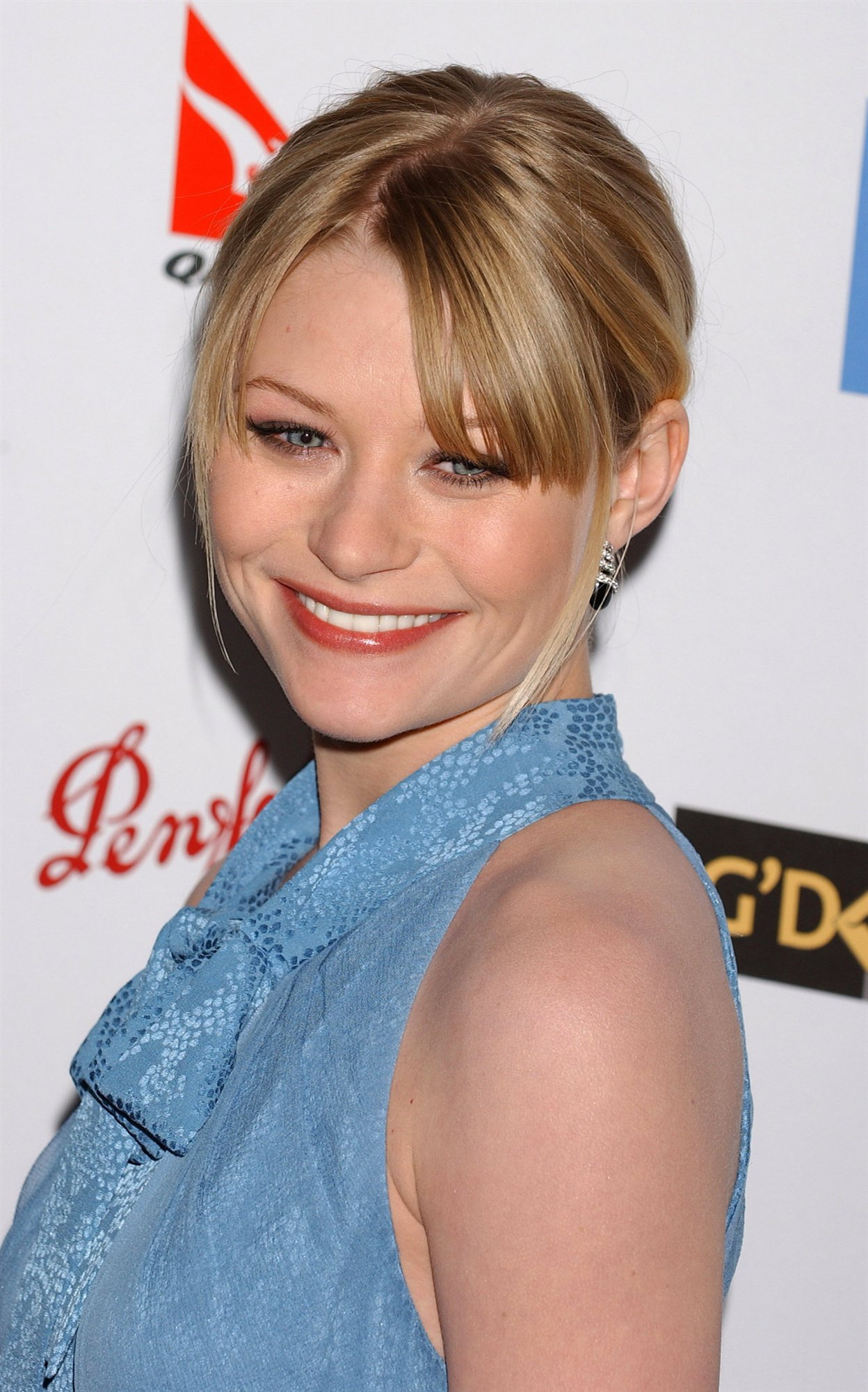 Emilie de Ravin leaked wallpapers