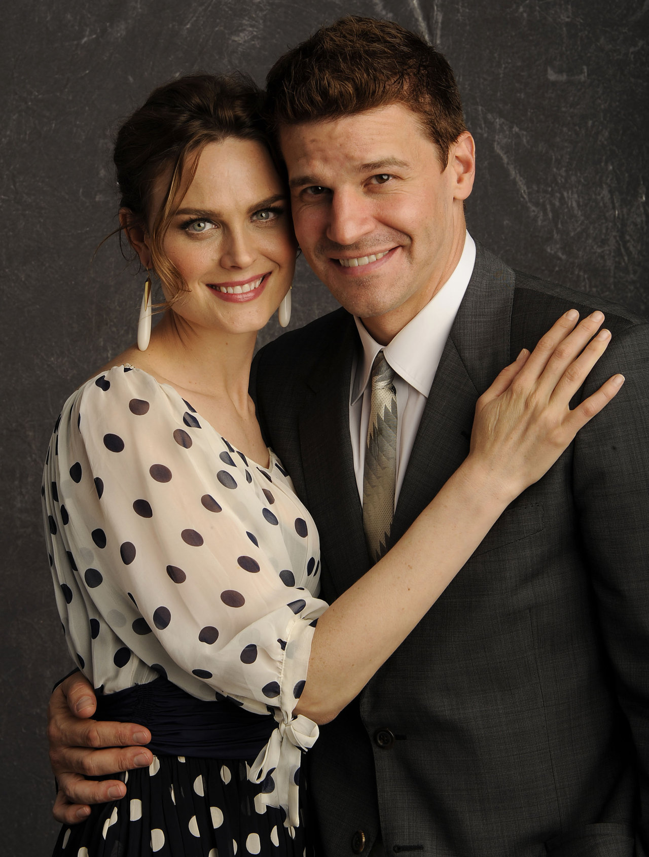 Emily Deschanel leaked wallpapers