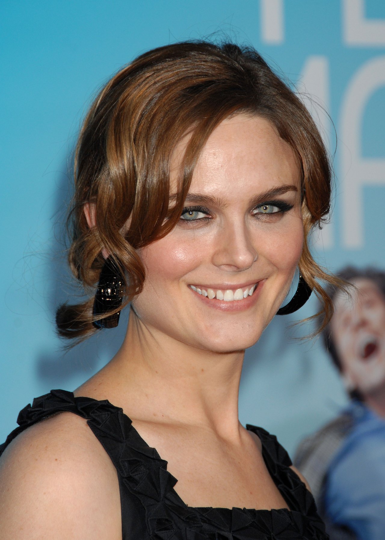 Emily Deschanel leaked wallpapers