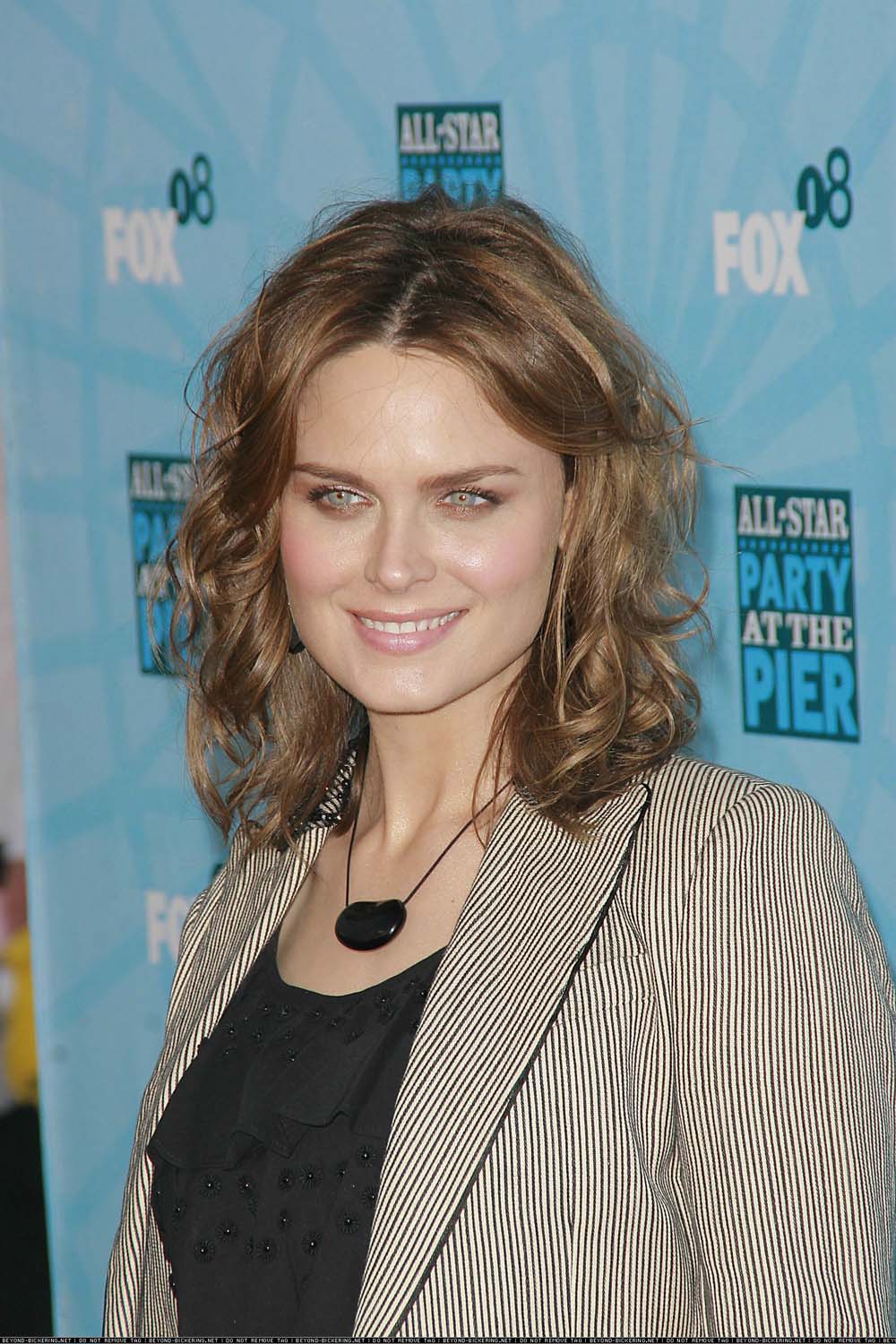 Emily Deschanel leaked wallpapers