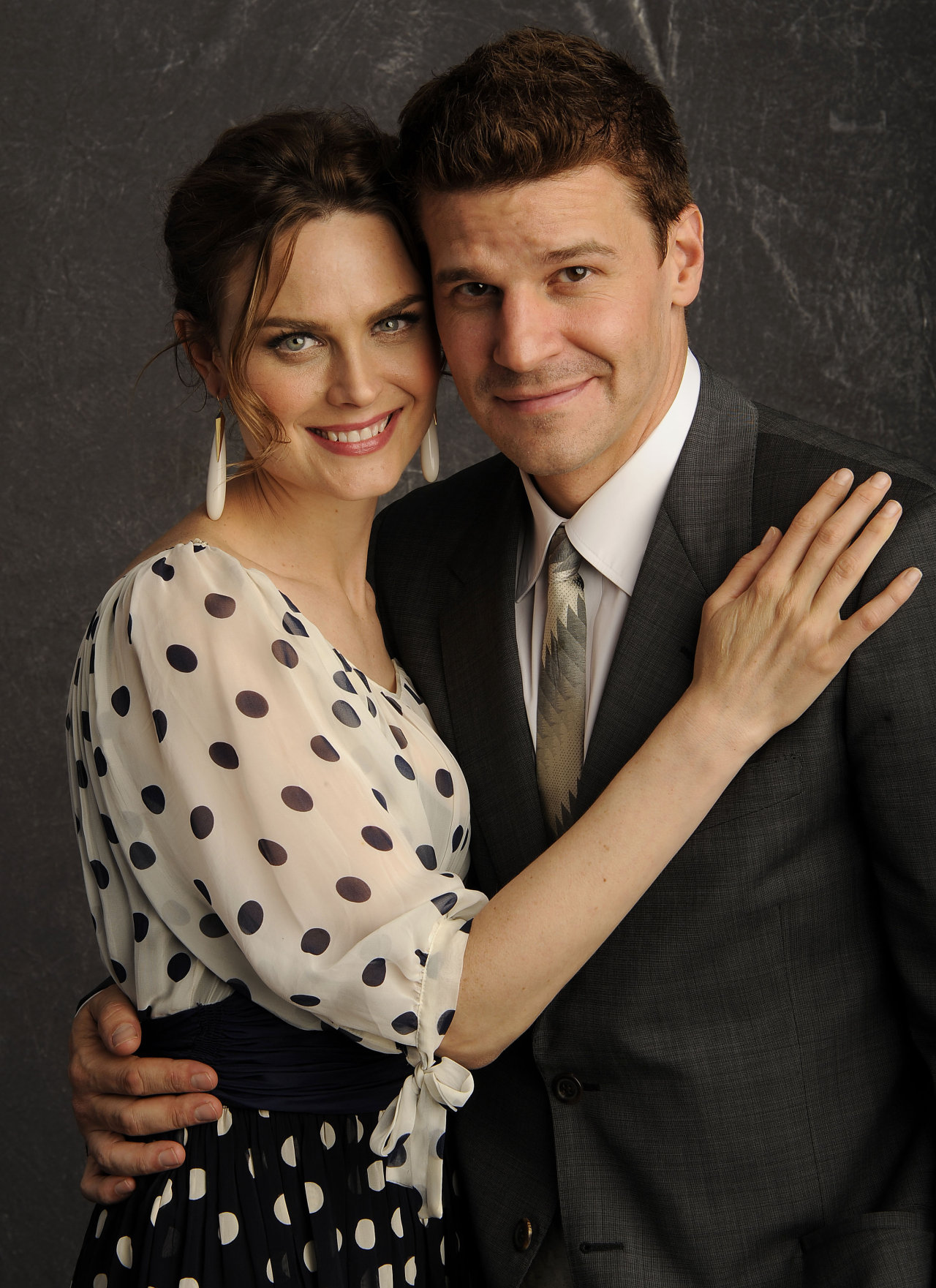 Emily Deschanel leaked wallpapers