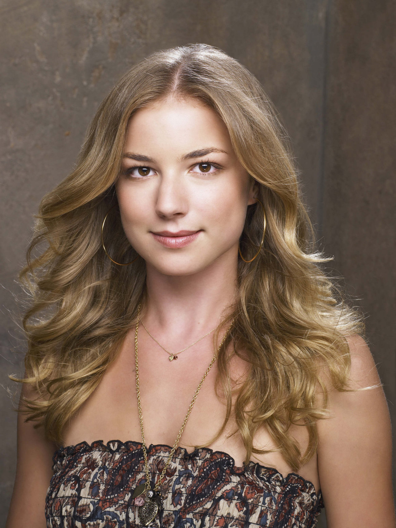 Emily VanCamp leaked wallpapers