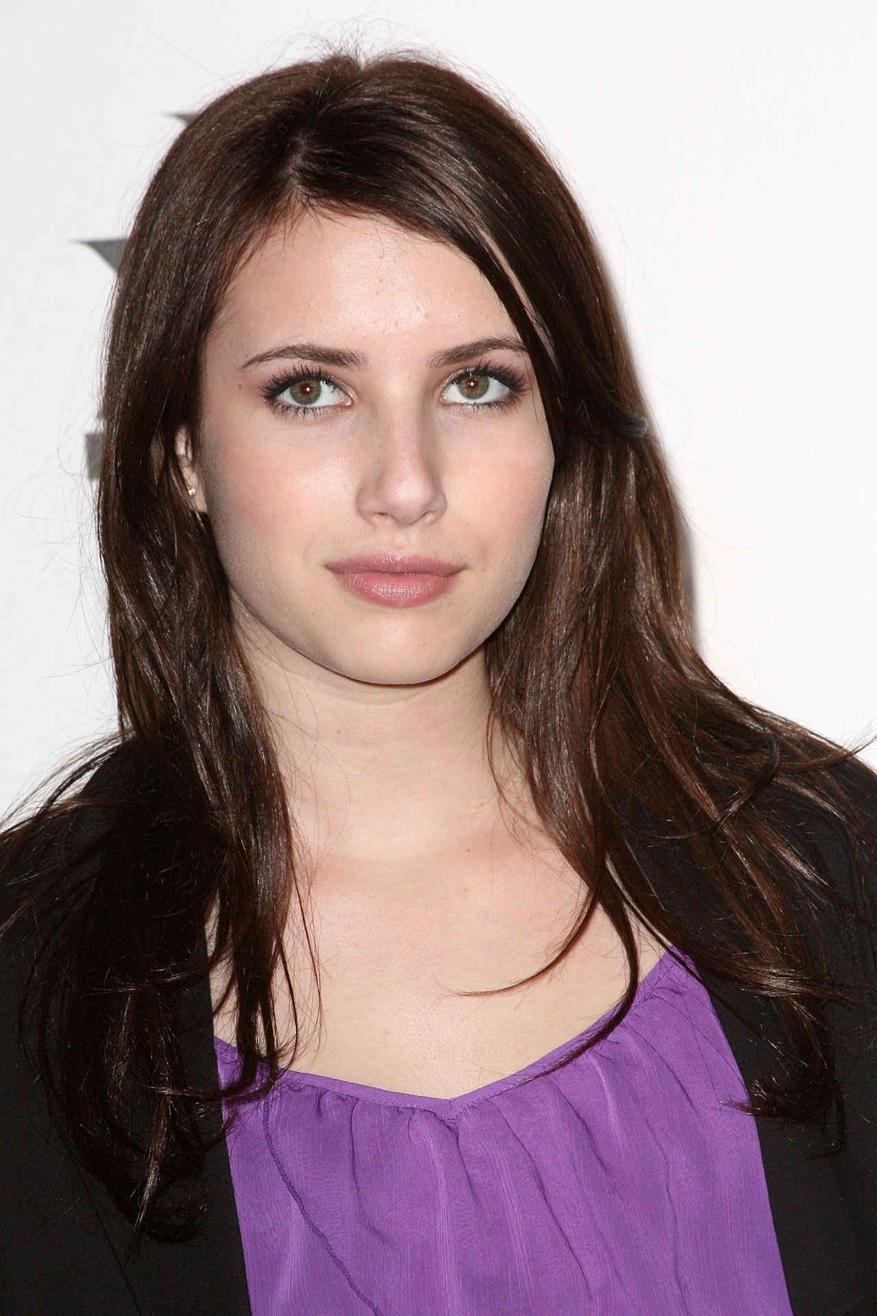 Emma Roberts leaked wallpapers