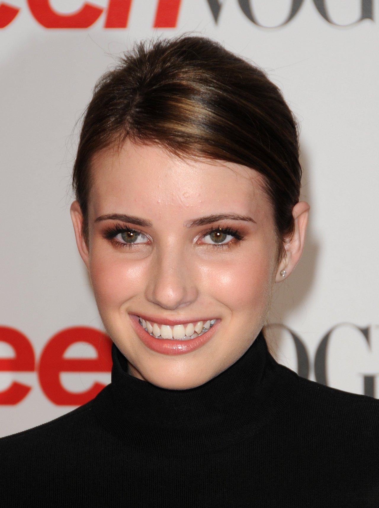 Emma Roberts leaked wallpapers