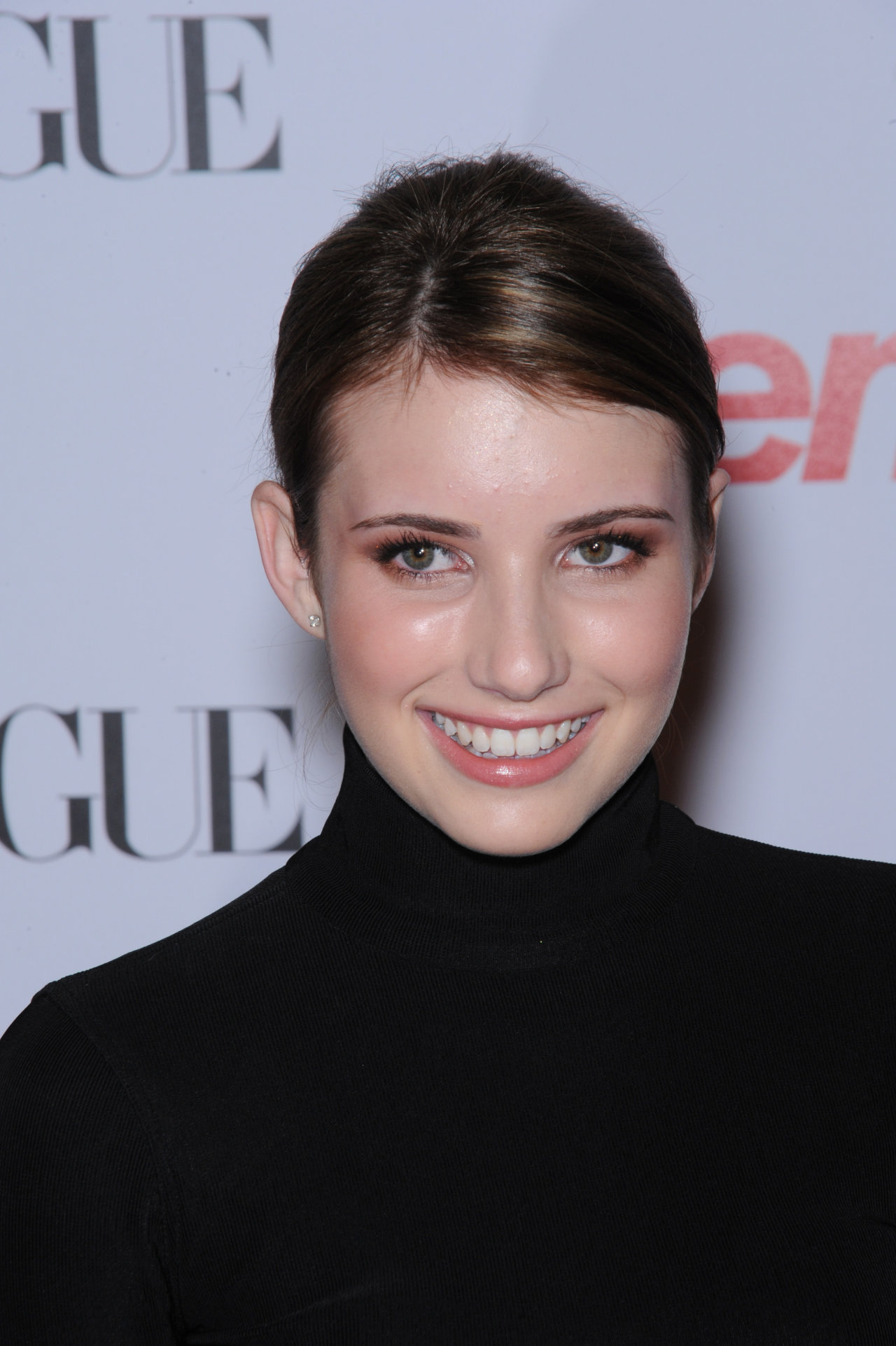 Emma Roberts leaked wallpapers