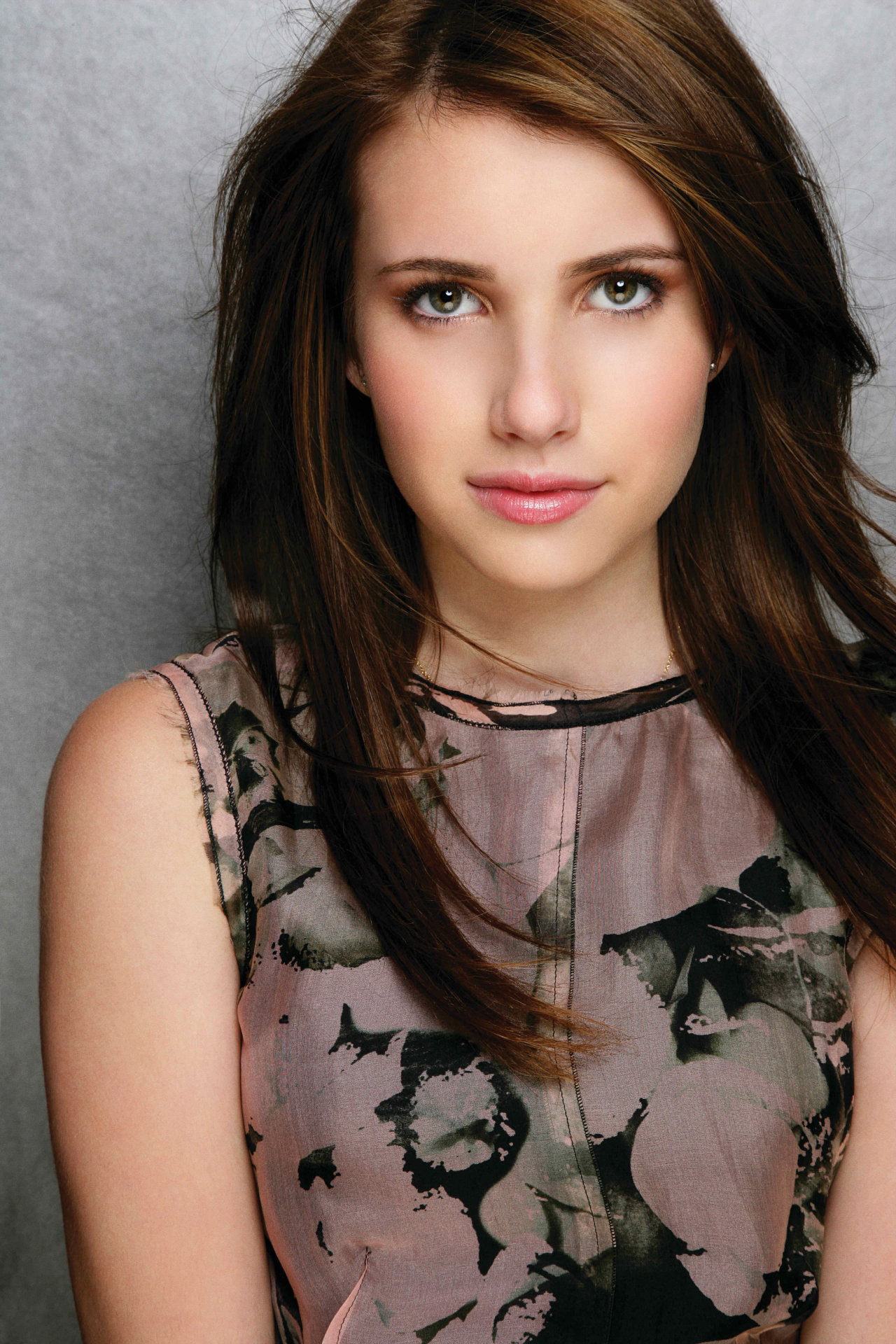 Emma Roberts leaked wallpapers