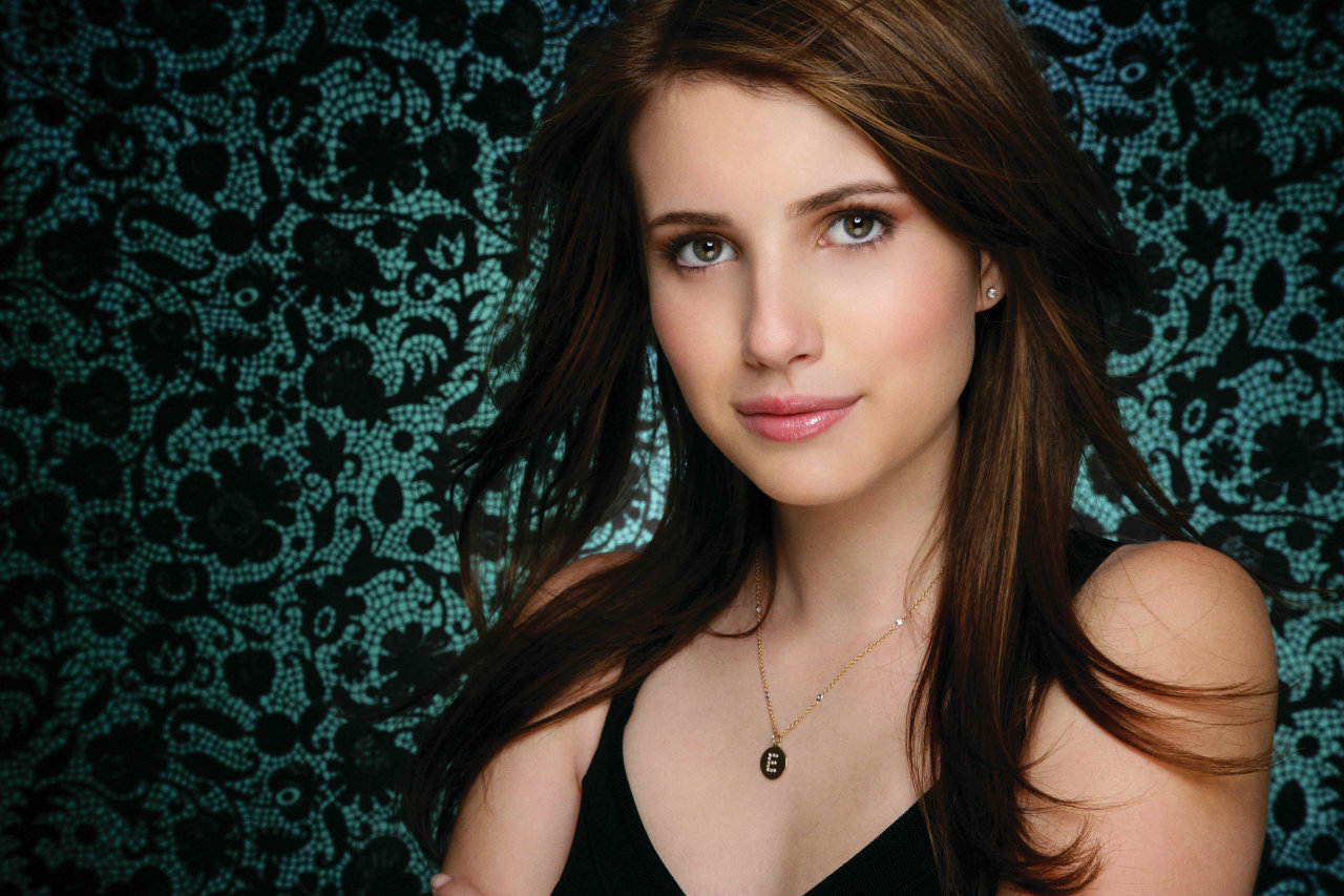 Emma Roberts leaked wallpapers