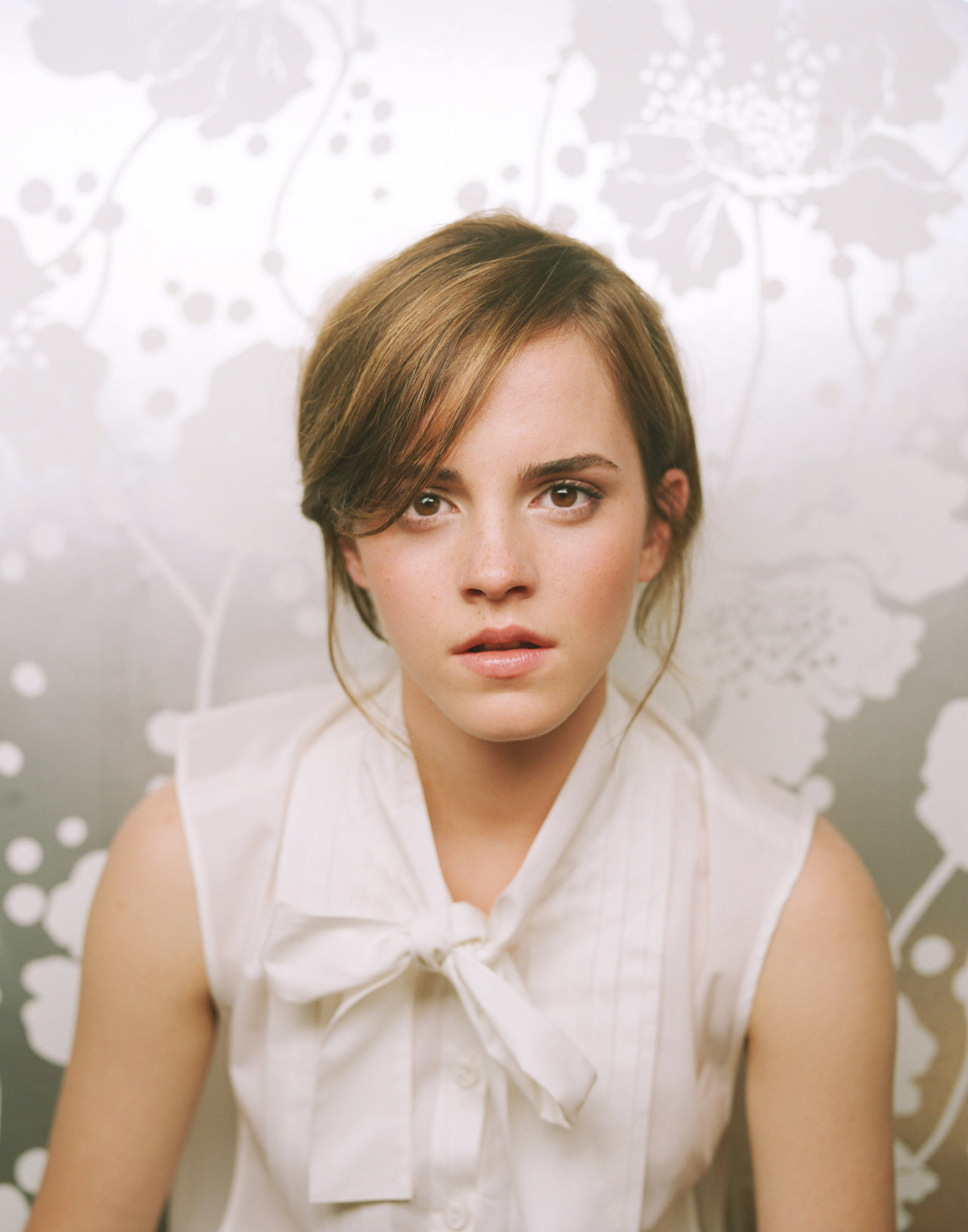 Emma Watson leaked wallpapers