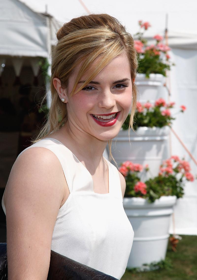 Emma Watson leaked wallpapers