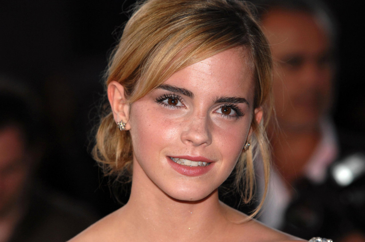 Emma Watson leaked wallpapers