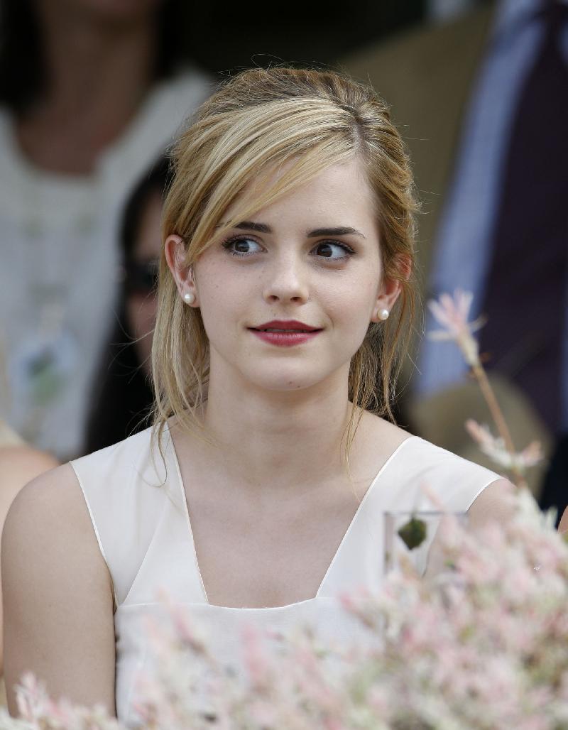 Emma Watson leaked wallpapers