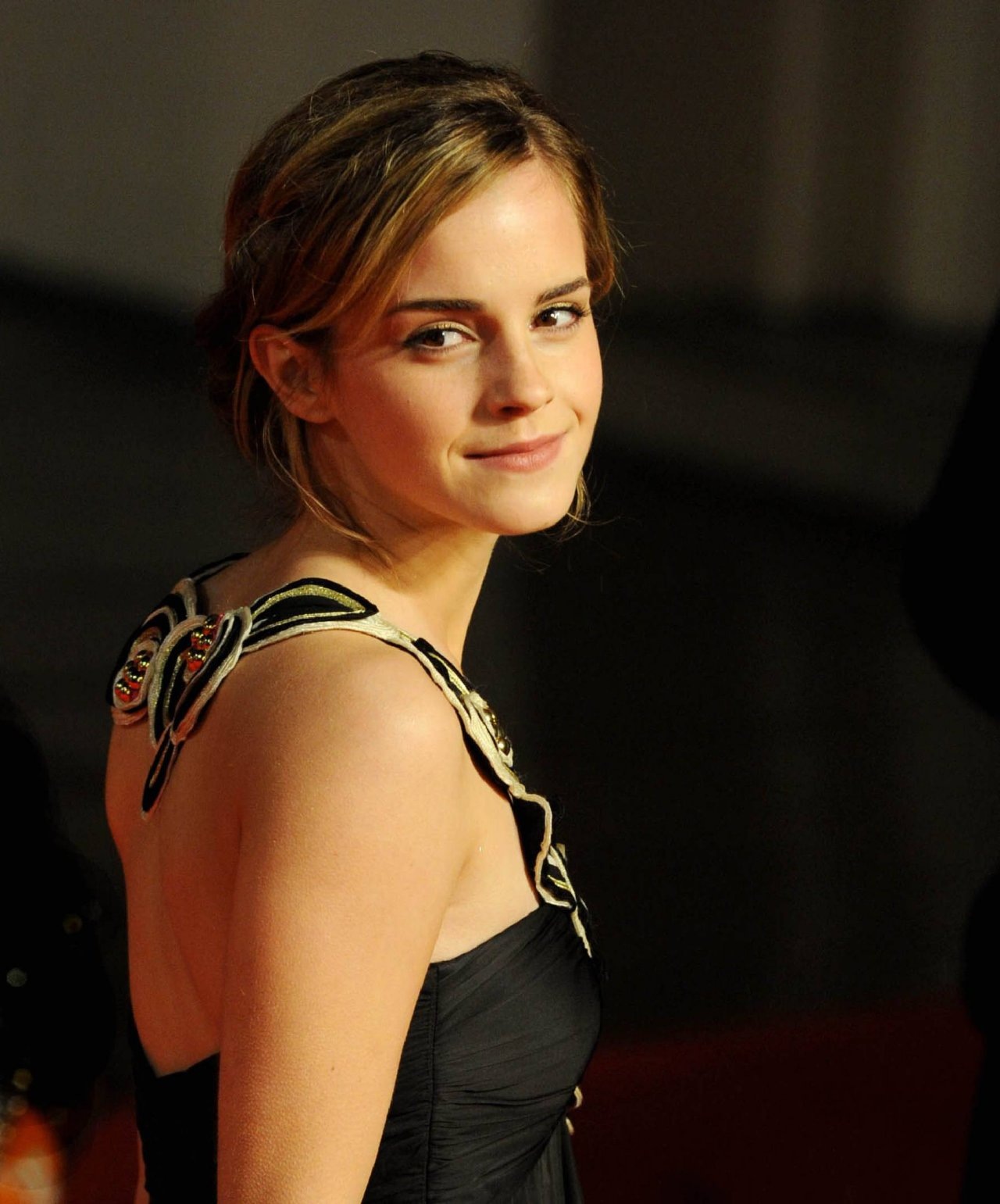 Emma Watson leaked wallpapers