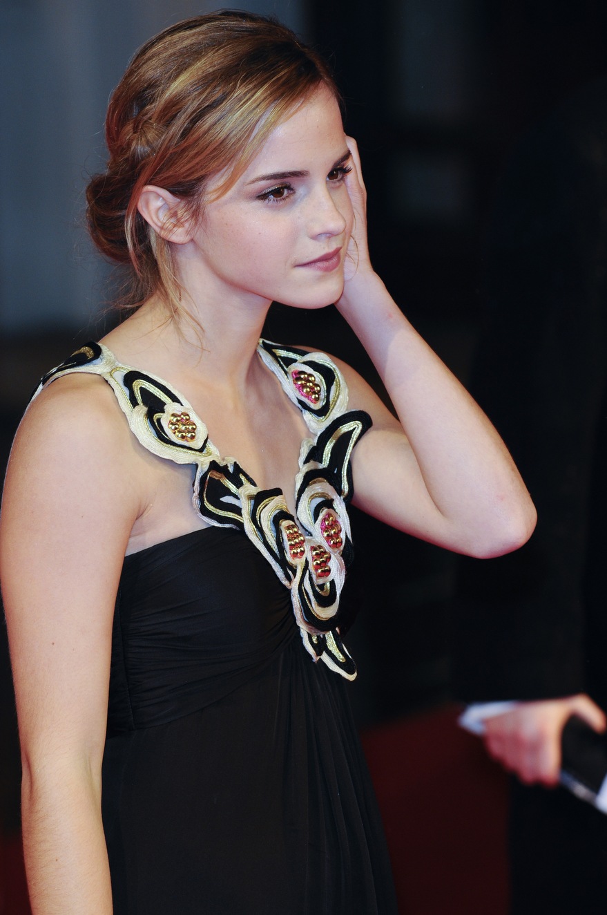 Emma Watson leaked wallpapers