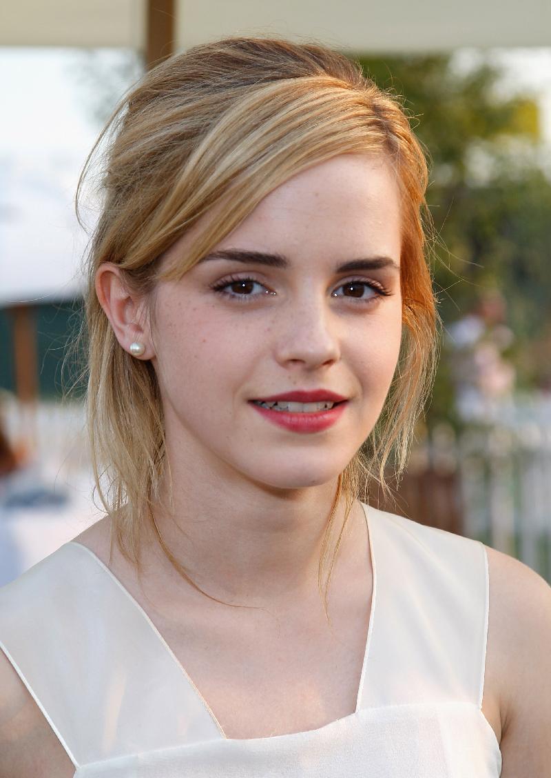 Emma Watson leaked wallpapers