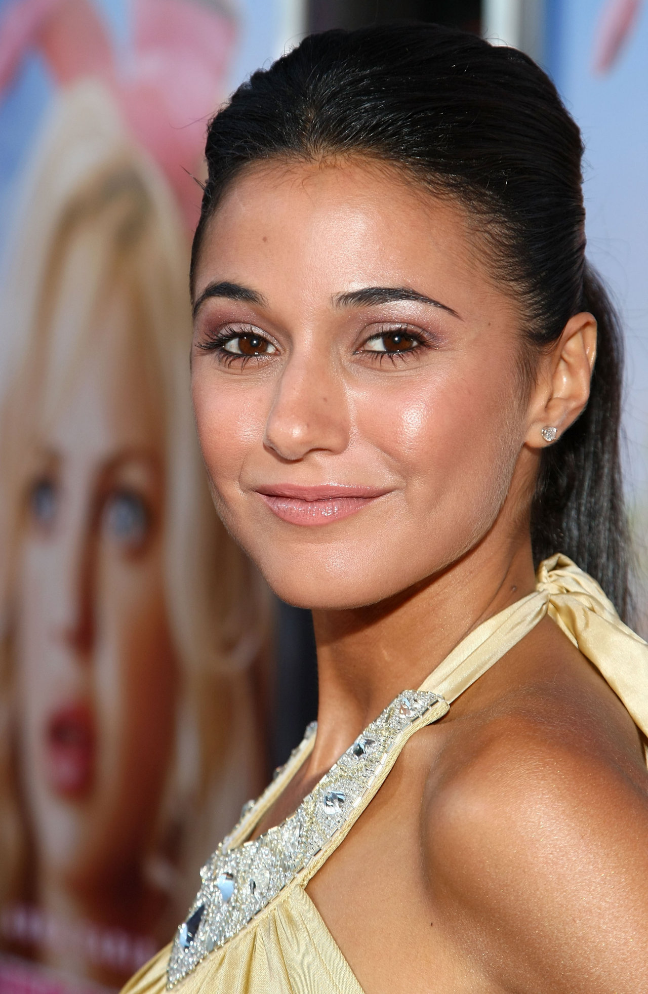 Emmanuelle Chriqui leaked wallpapers