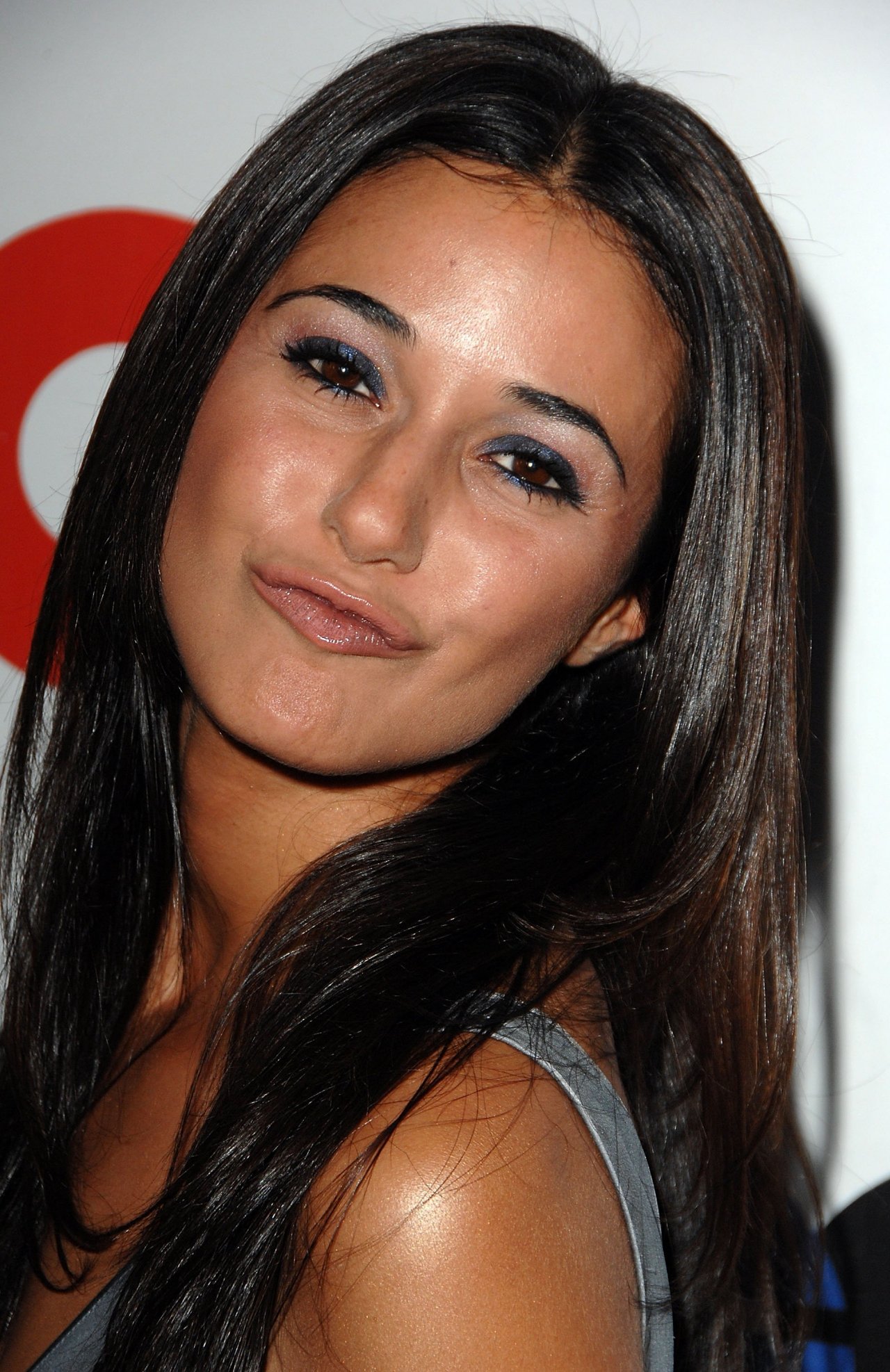 Emmanuelle Chriqui leaked wallpapers