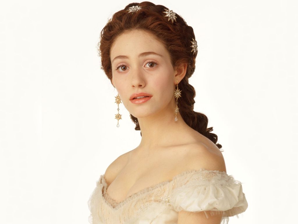 Emmy Rossum leaked wallpapers