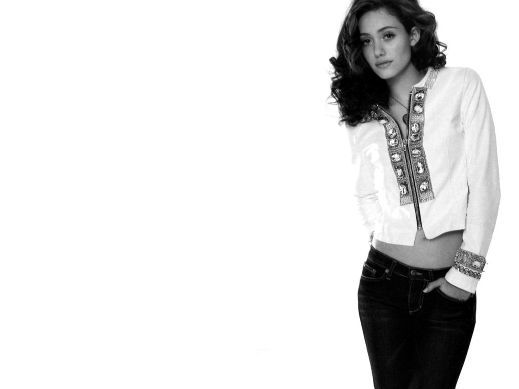 Emmy Rossum leaked wallpapers