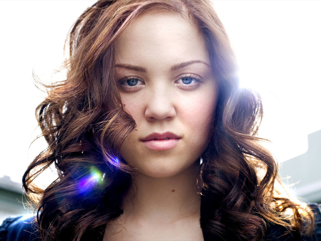 Erika Christensen leaked wallpapers