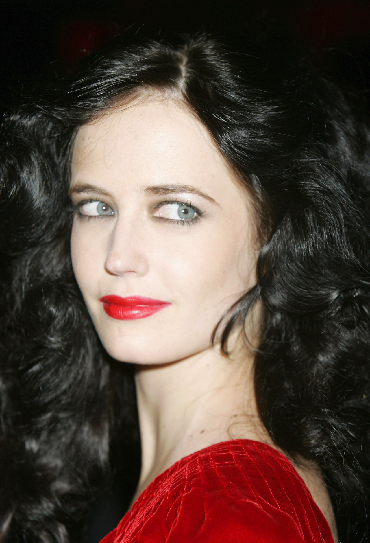 Eva Green leaked wallpapers