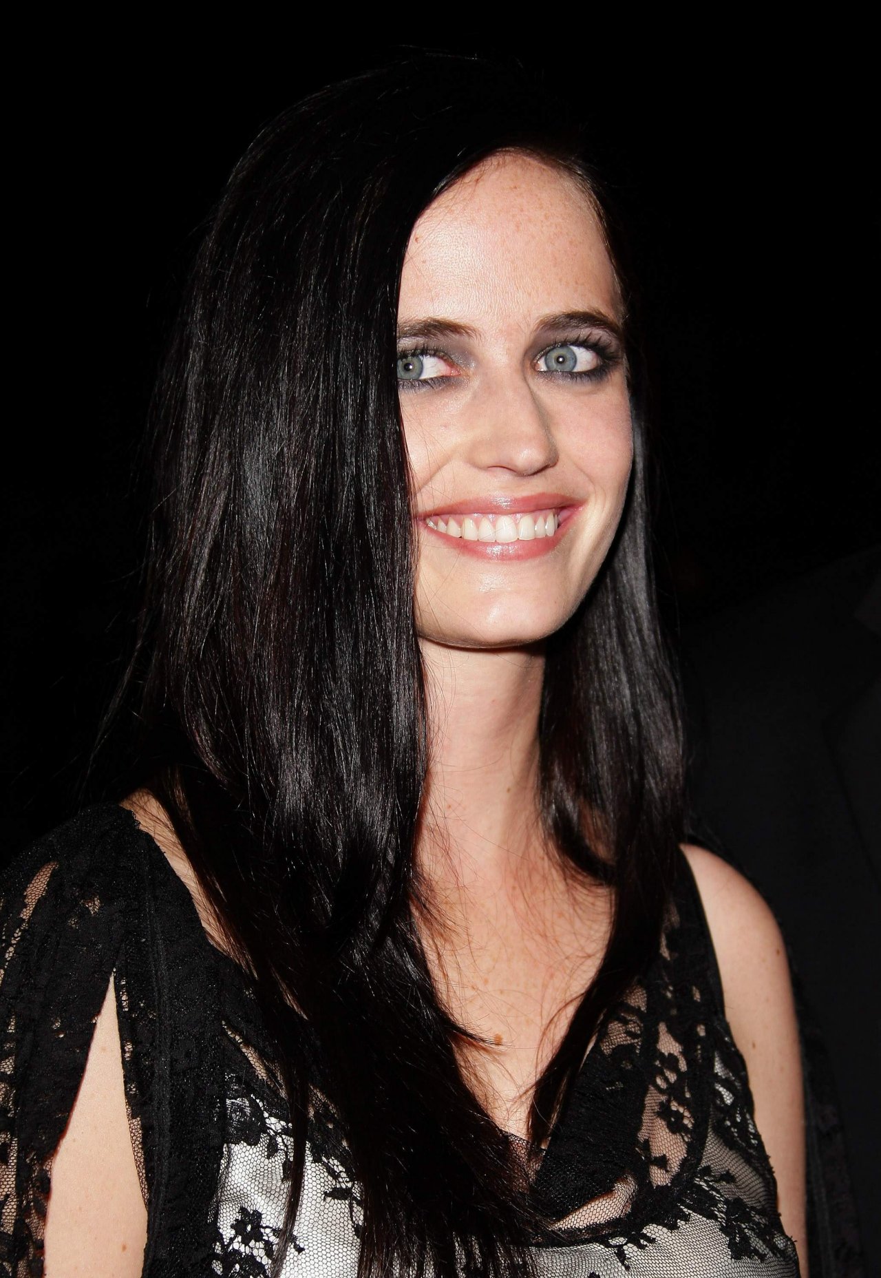 Eva Green leaked wallpapers