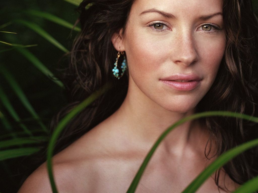 Evangeline Lilly leaked wallpapers