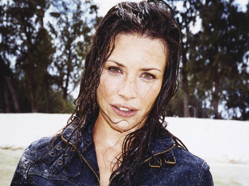 Evangeline Lilly leaked wallpapers