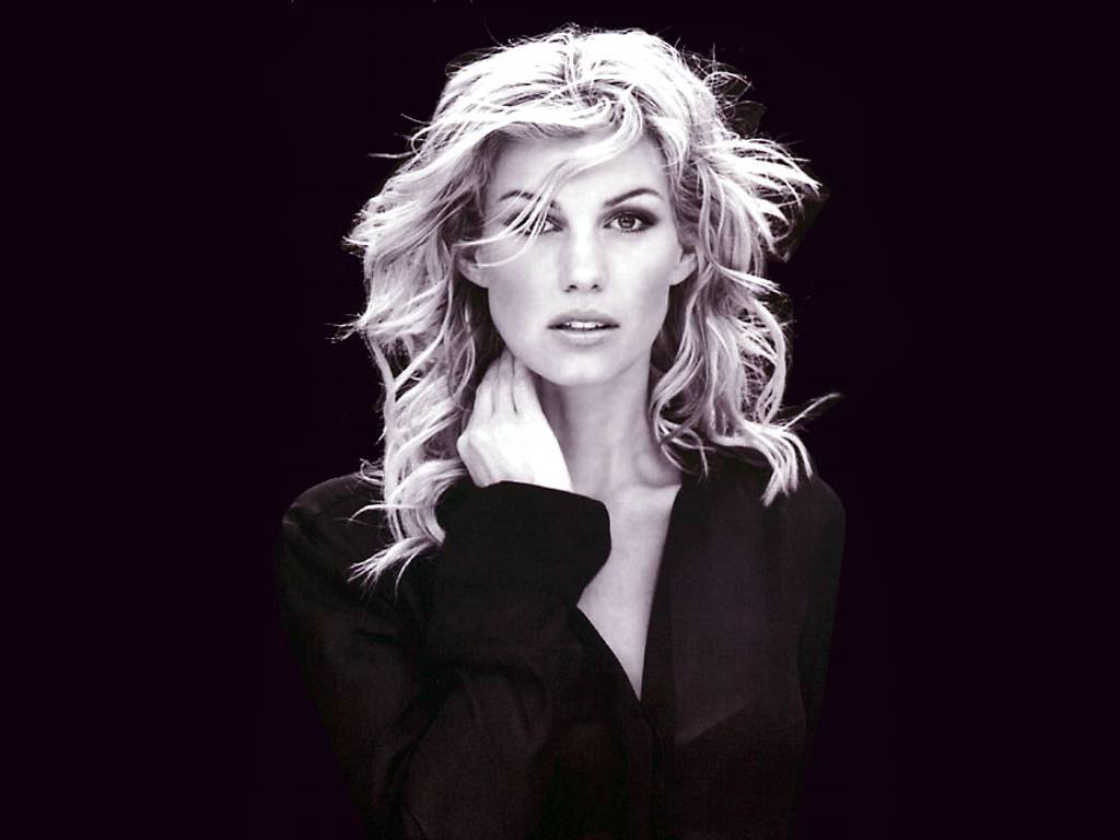 Faith Hill leaked wallpapers