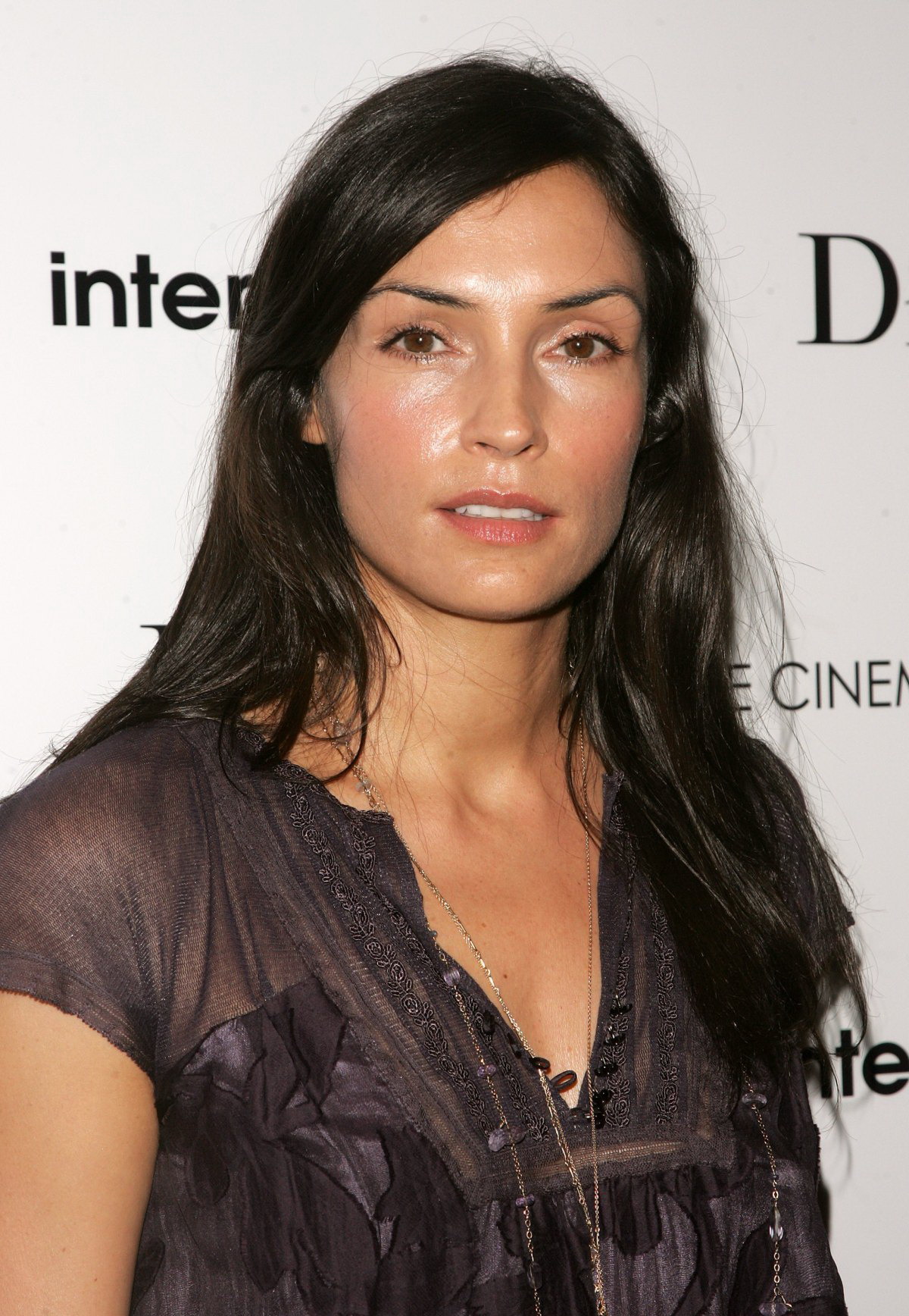 Famke Janssen leaked wallpapers