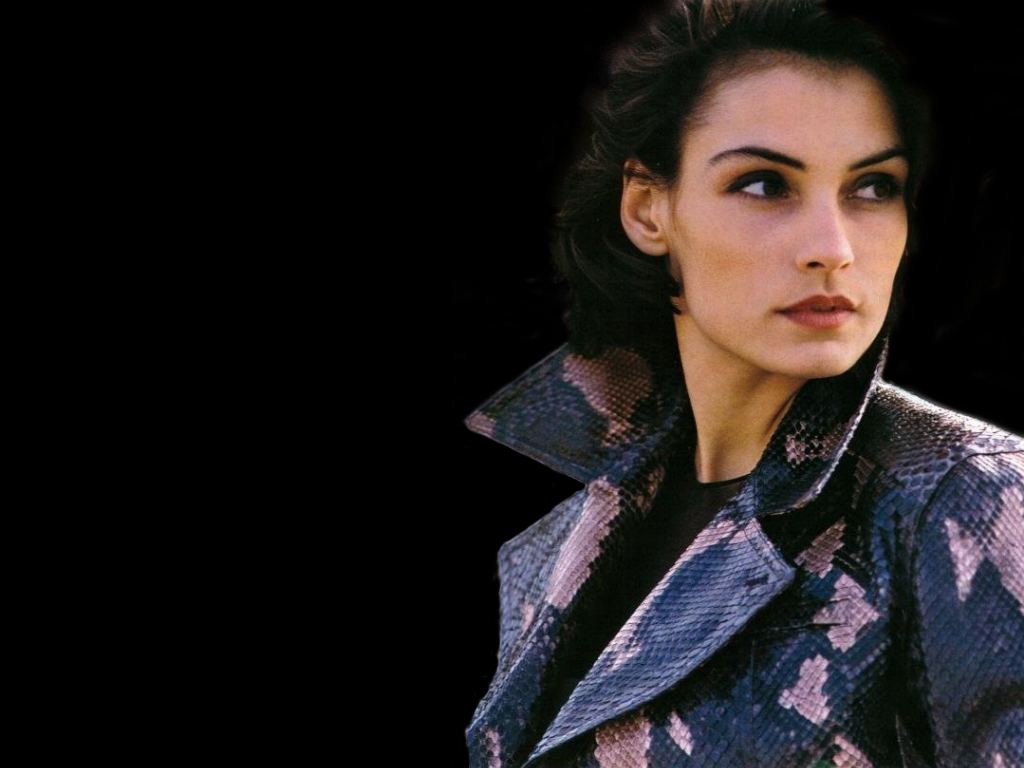 Famke Janssen leaked wallpapers