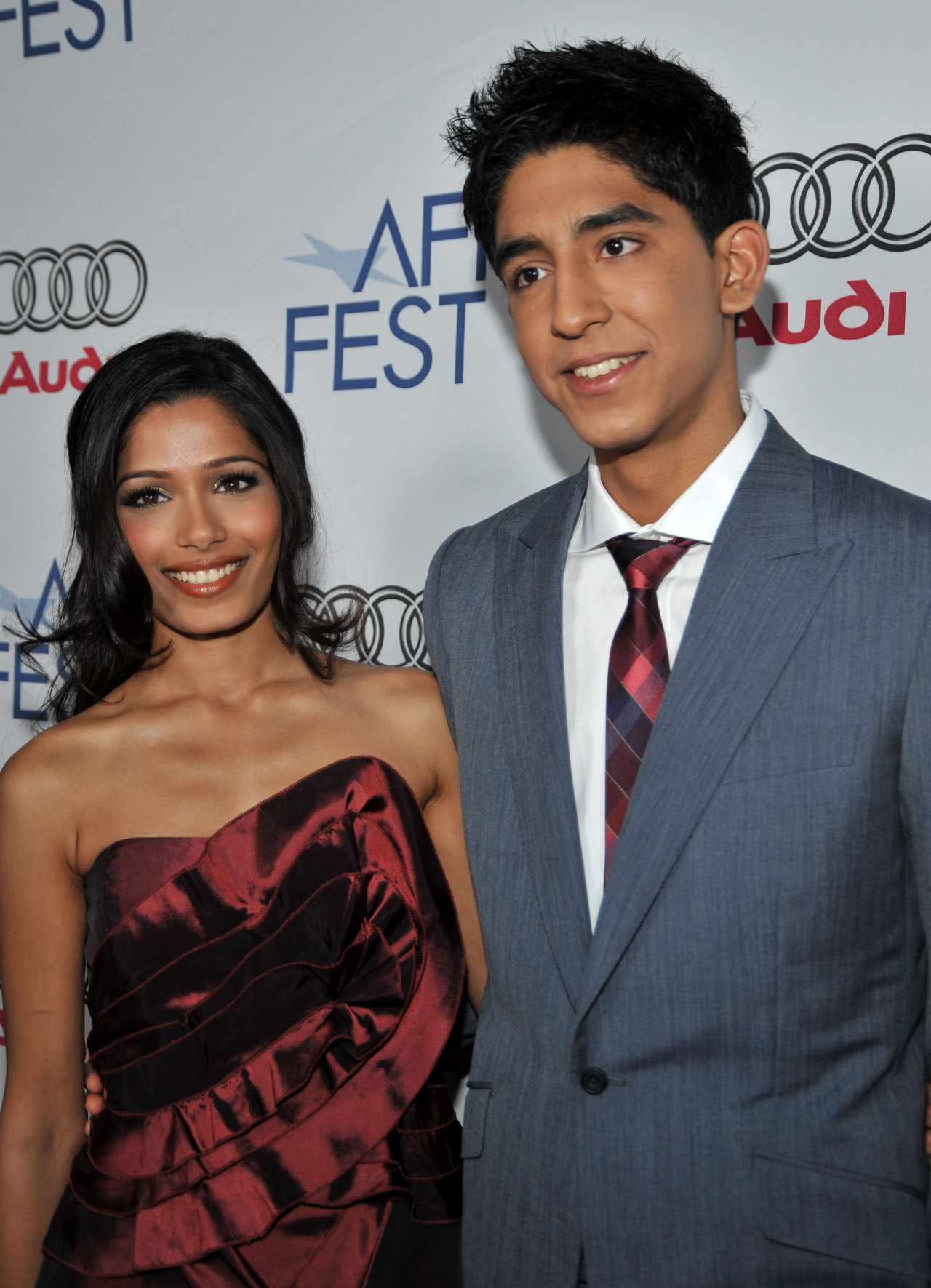 Freida Pinto leaked wallpapers