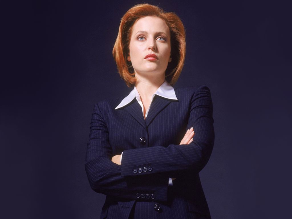 Gillian Anderson leaked wallpapers