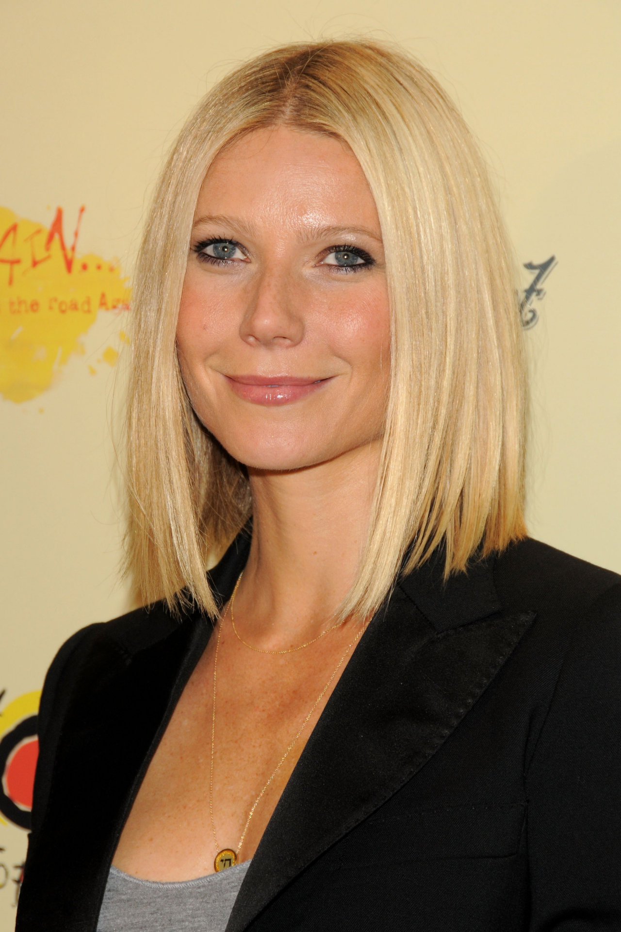 Gwyneth Paltrow leaked wallpapers