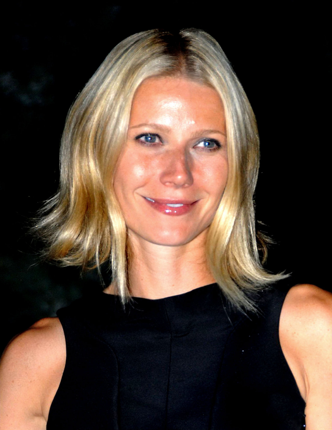 Gwyneth Paltrow leaked wallpapers