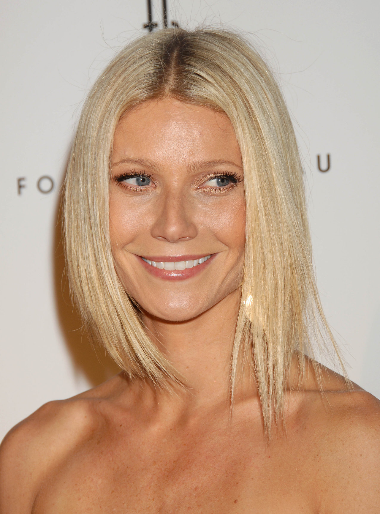 Gwyneth Paltrow leaked wallpapers