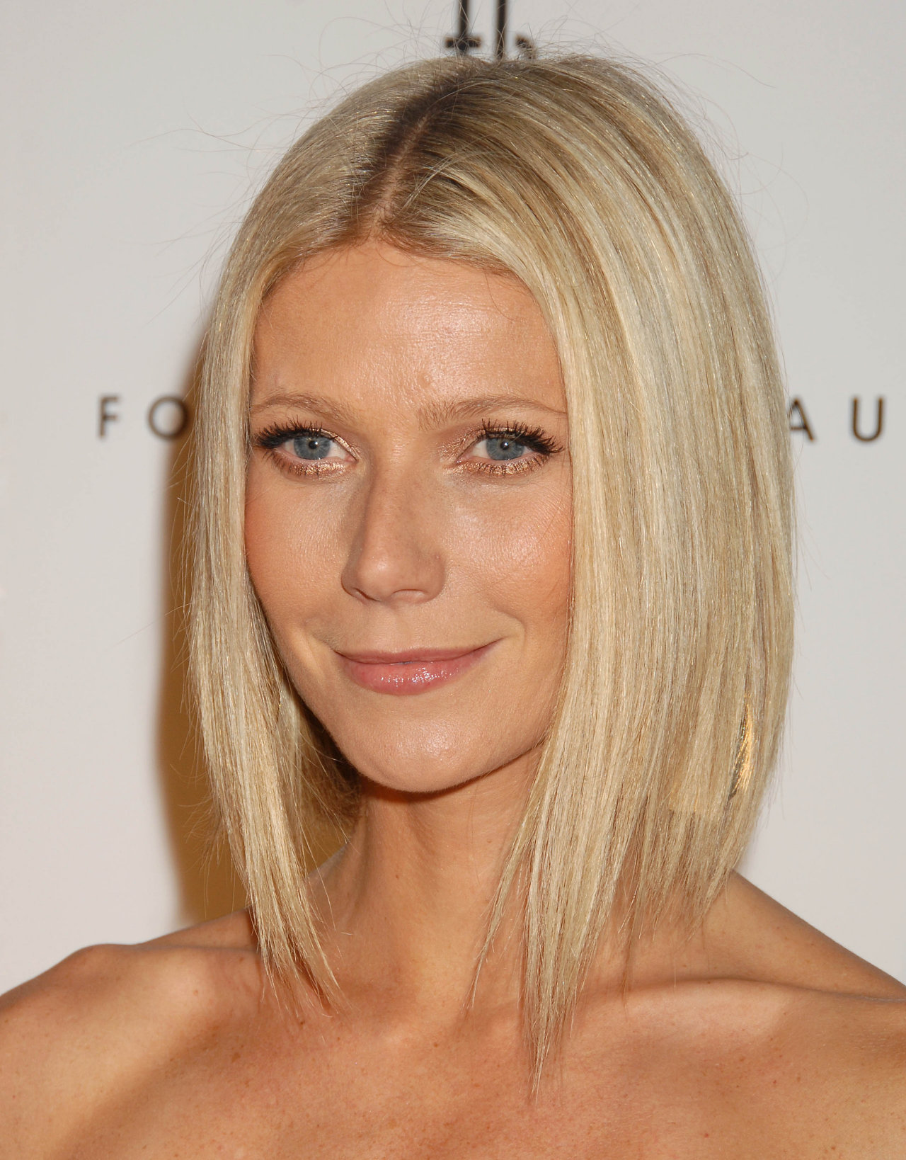 Gwyneth Paltrow leaked wallpapers