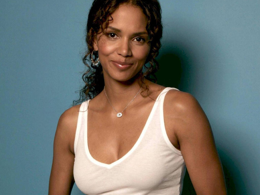 Halle Berry leaked wallpapers