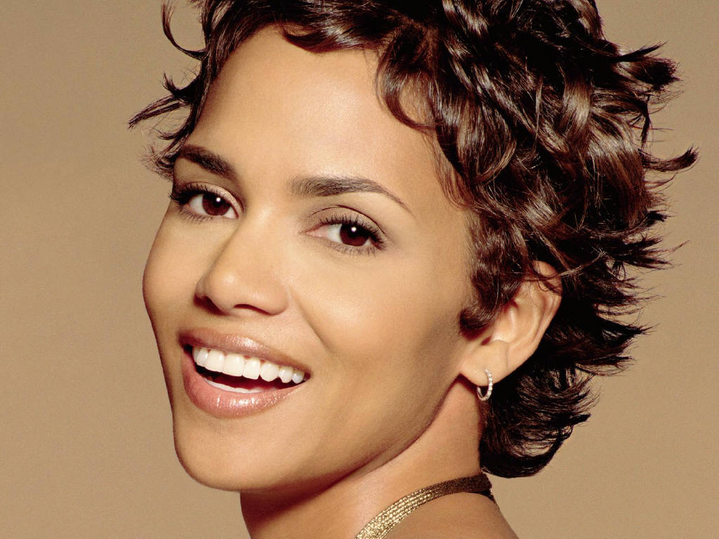 Halle Berry leaked wallpapers