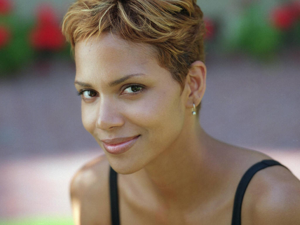 Halle Berry leaked wallpapers