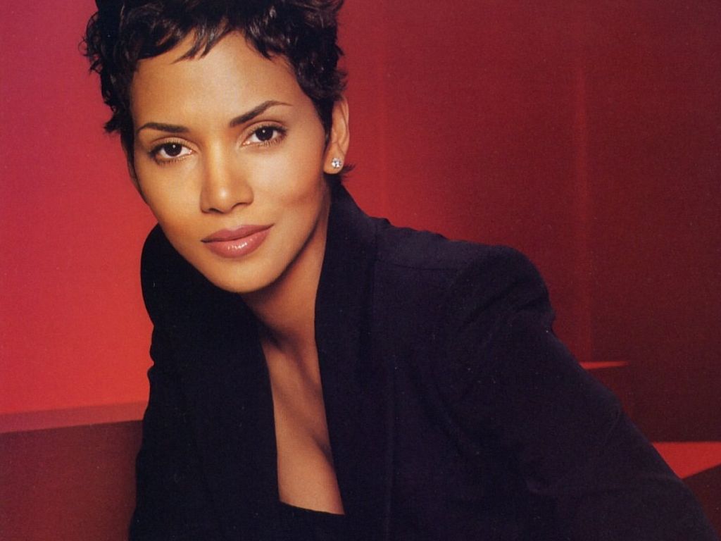 Halle Berry leaked wallpapers