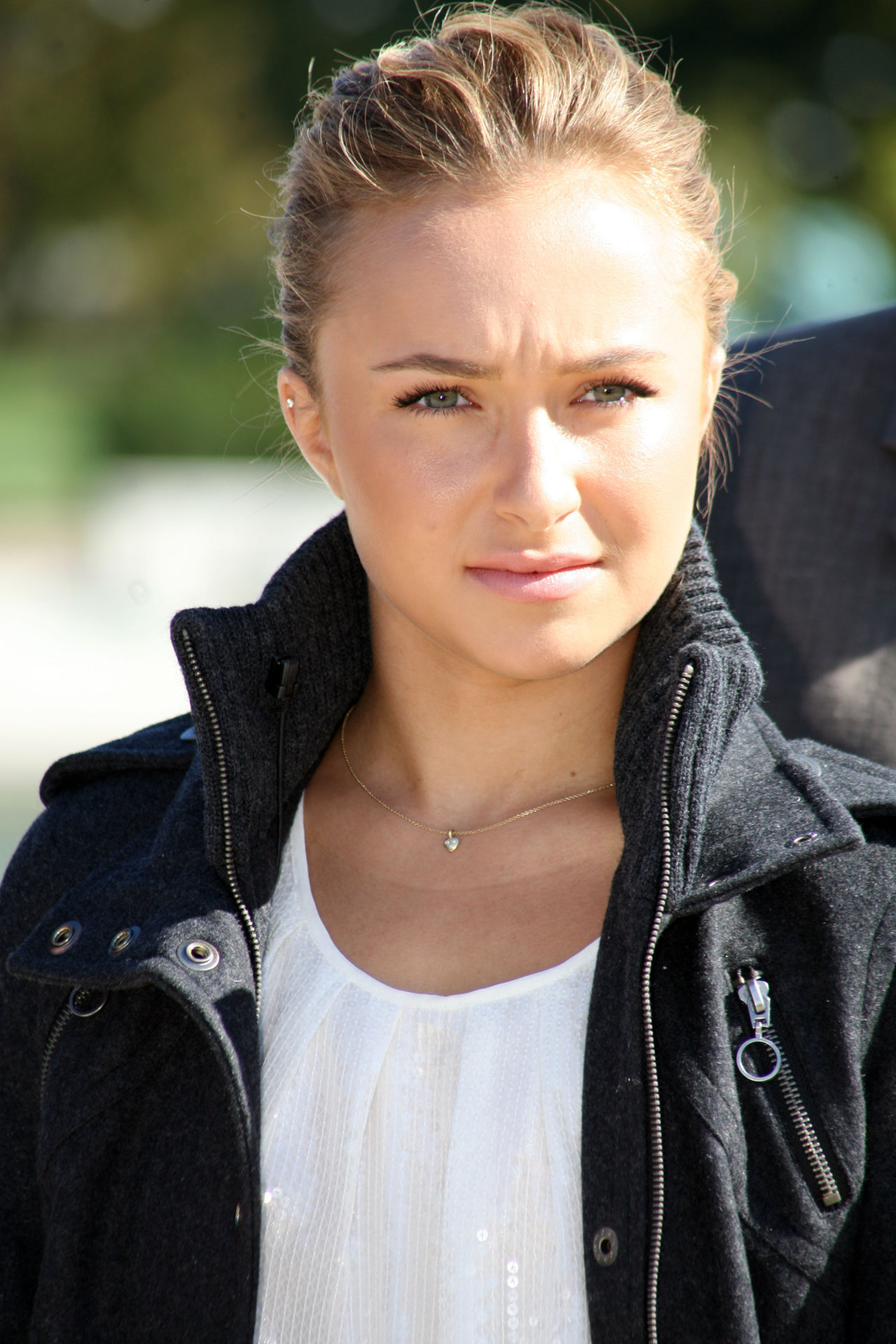 Hayden Panettiere leaked wallpapers