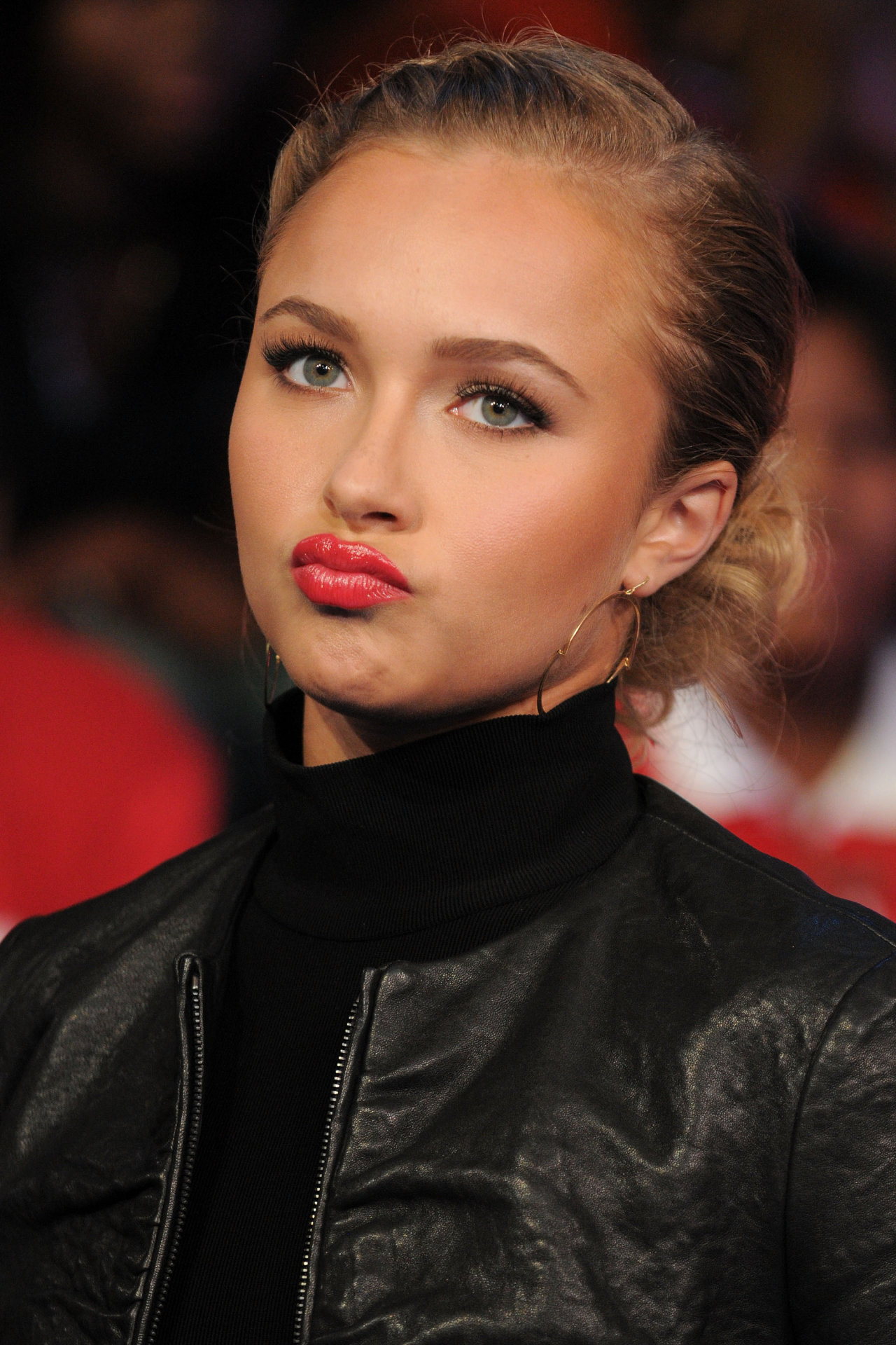 Hayden Panettiere leaked wallpapers